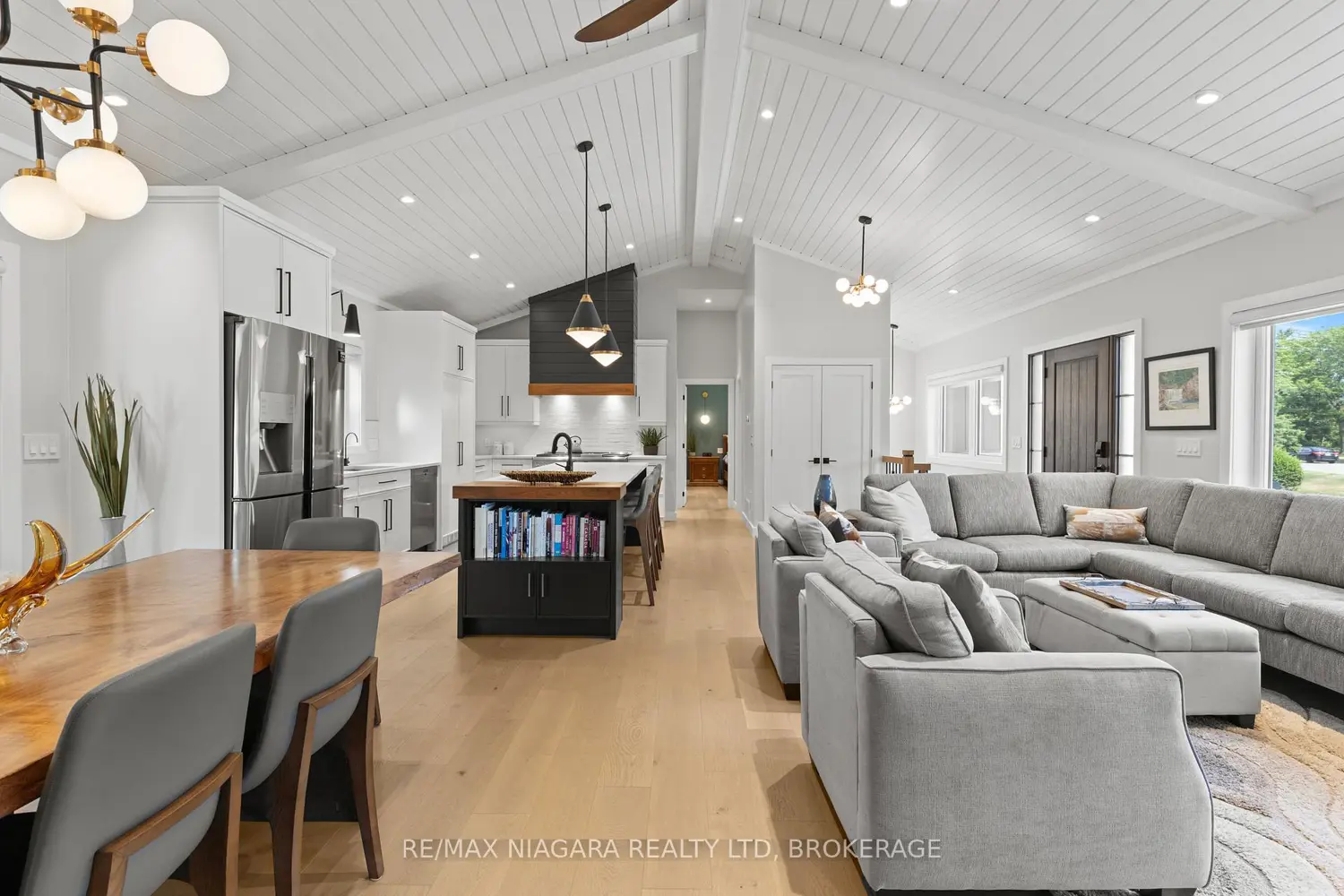 Additional image 6 of 3886 Glenview Drive