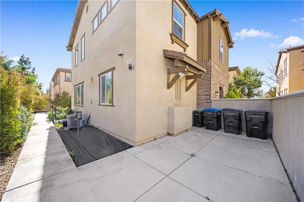 Additional image 83 of 7047 Montecito Ln, Eastvale, CA 92880