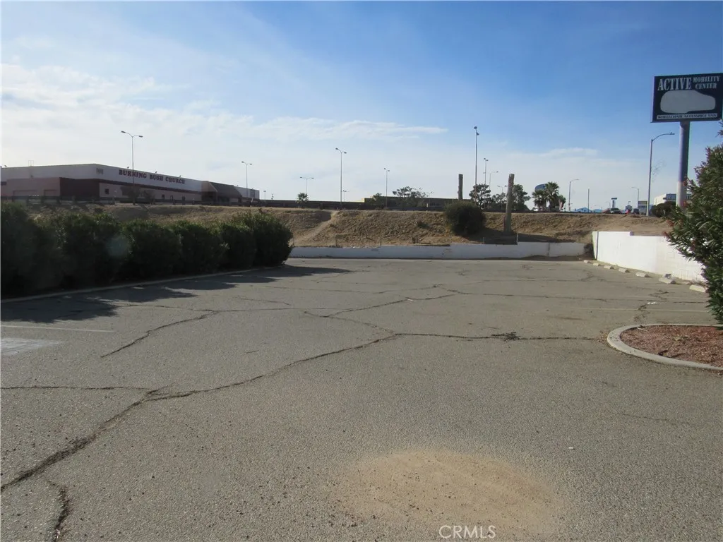 Additional image 13 of 14923 7th Street, Victorville, CA 92395