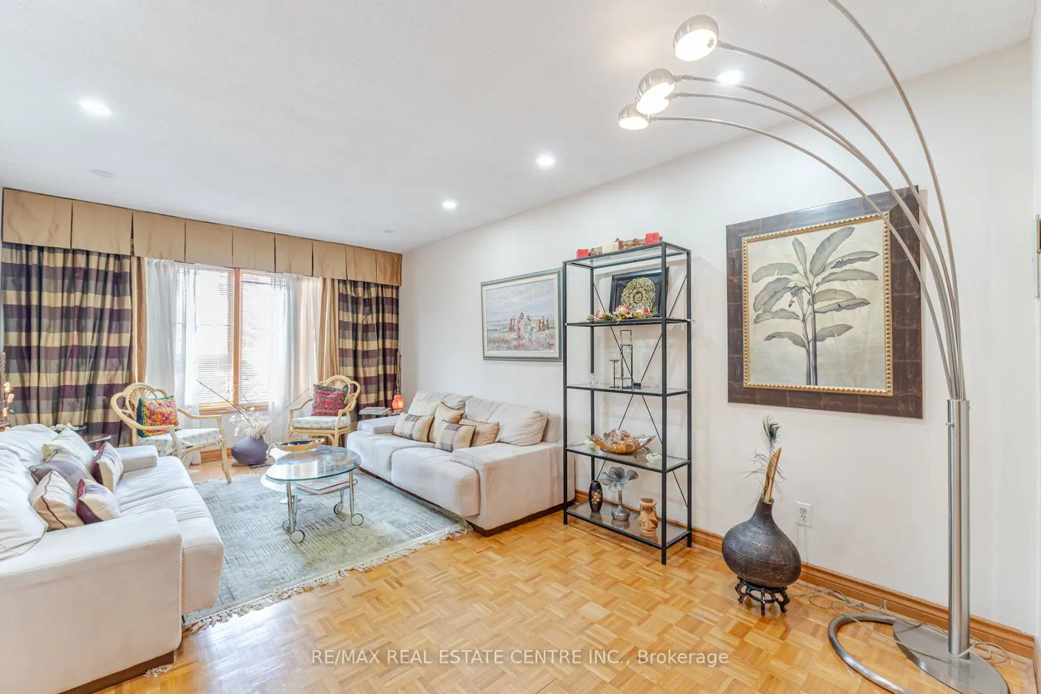 Additional image 5 of 262 Boxmoor Place