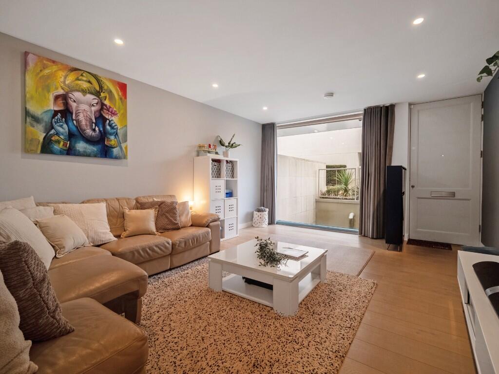 Additional image 7 of Gabriel Square, St. Albans, Hertfordshire, AL1