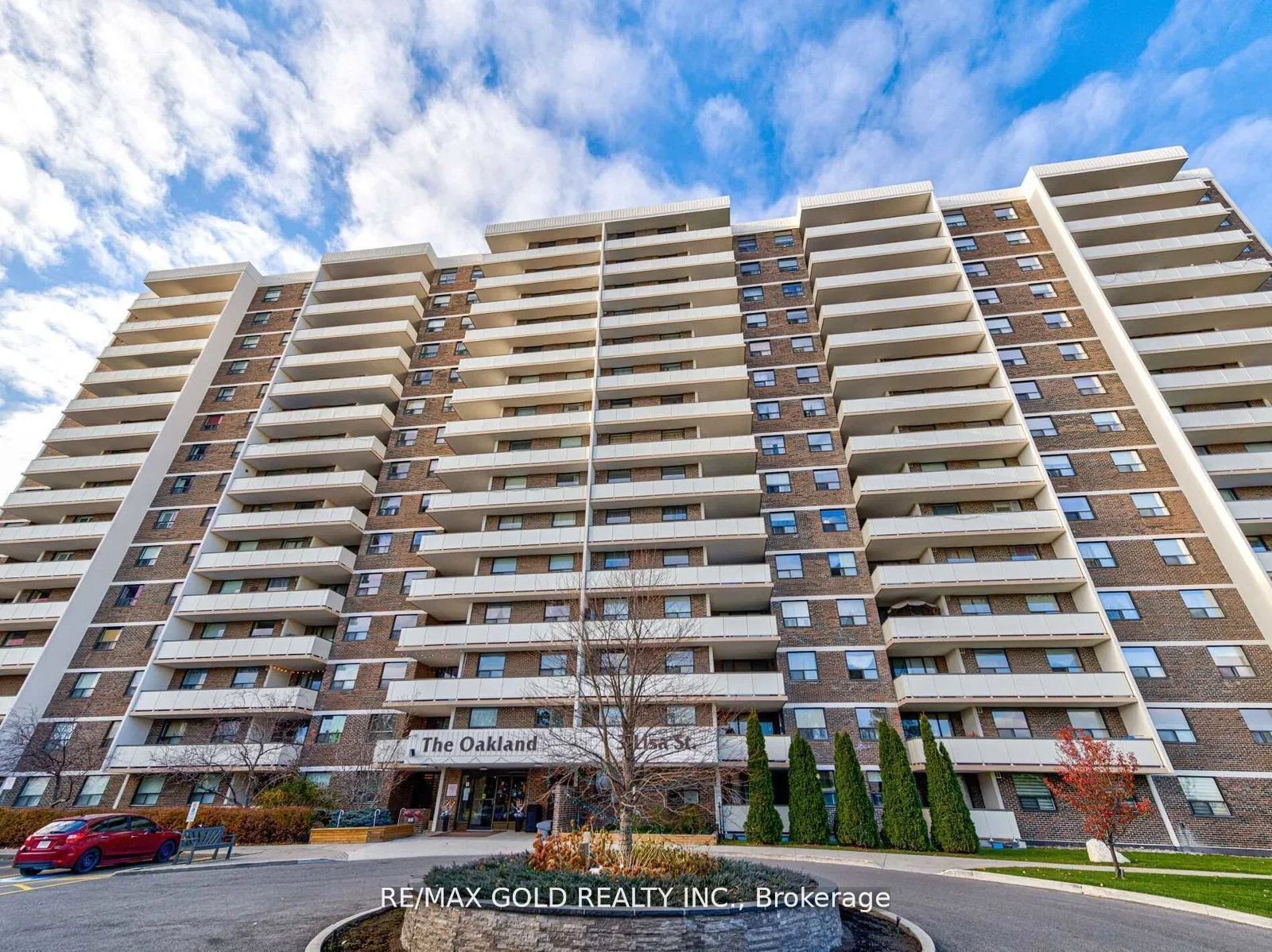 911-3 Lisa Street, Brampton, ON, L6T 4A2