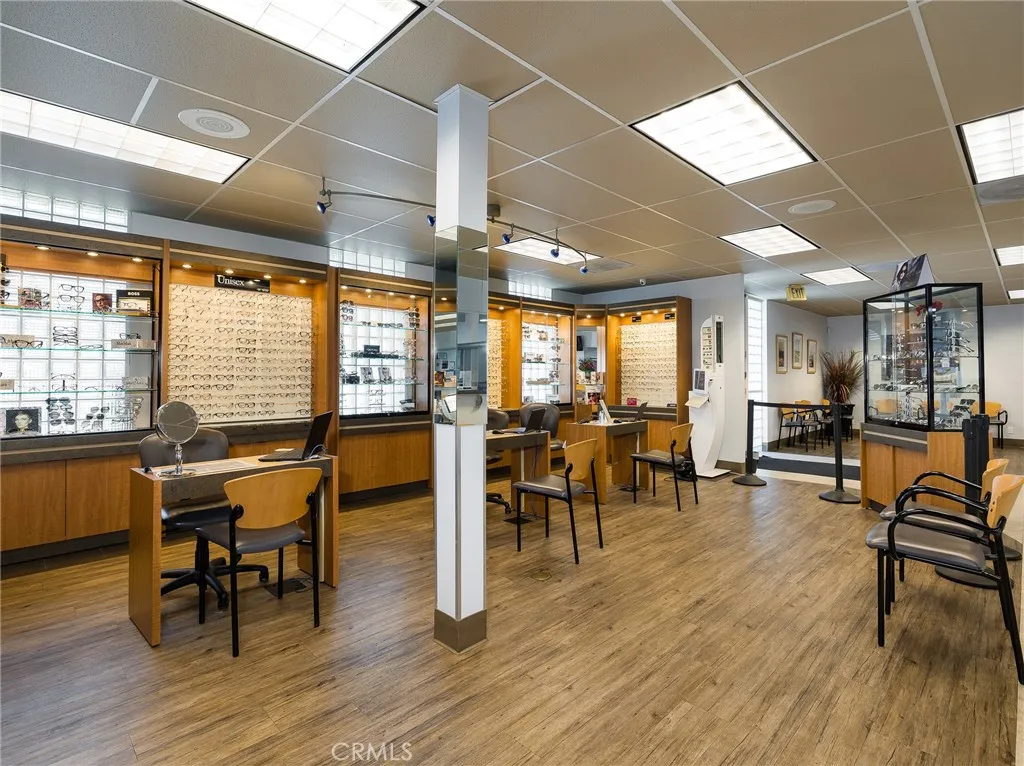 Additional image 6 of 571 W 7th Street, San Pedro, CA 90731