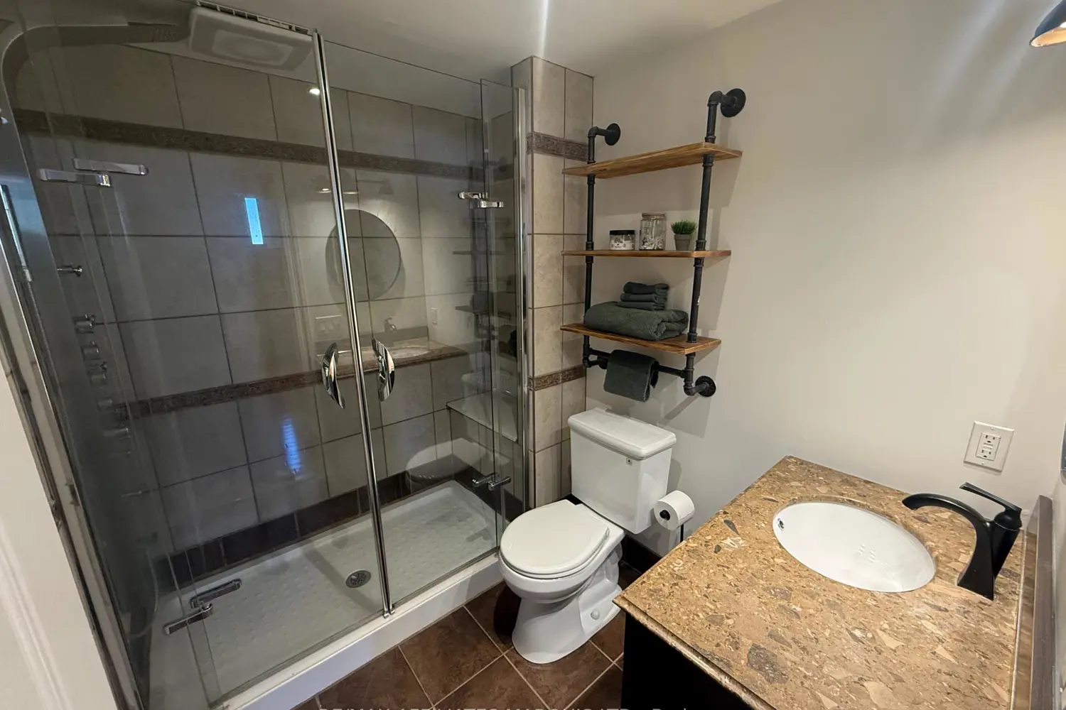 Additional image 9 of 2169 Pitt Street