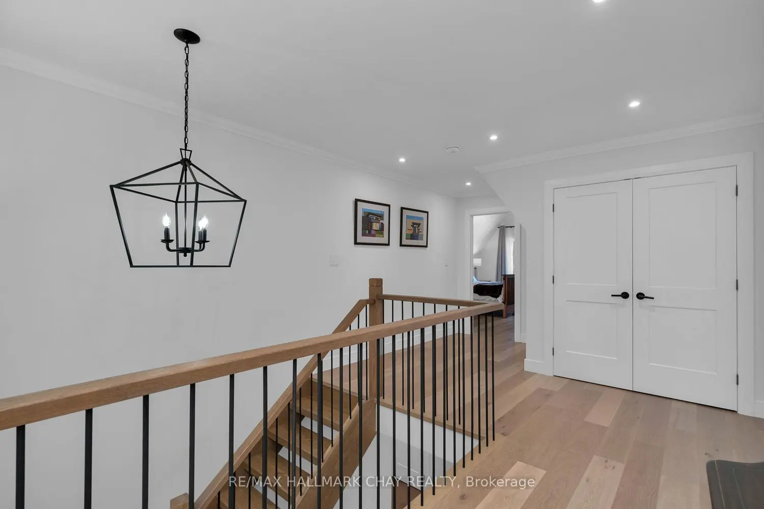 Additional image 11 of 98 Shanty Bay Road