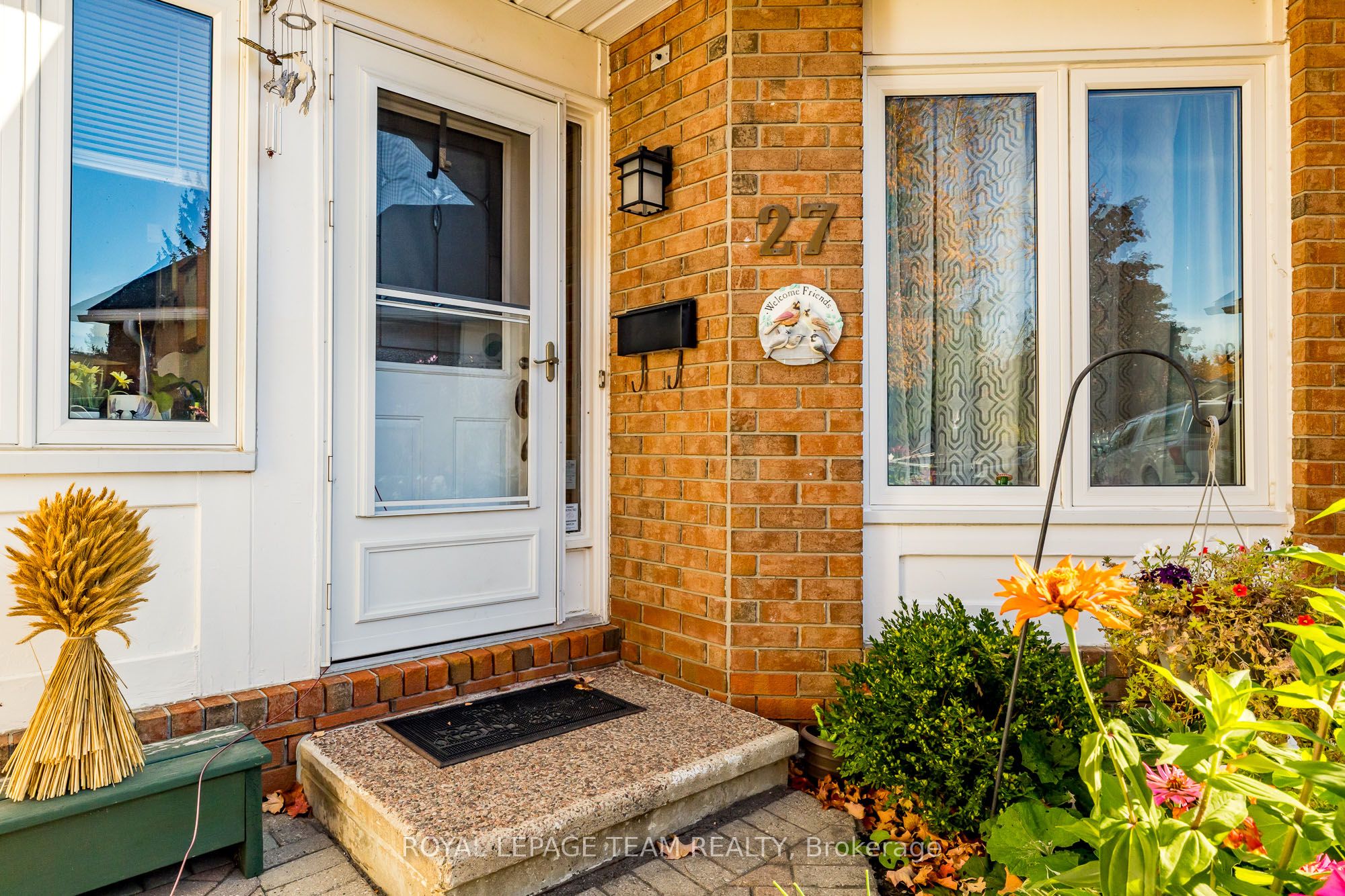 Additional image 3 of 27 Pine Needles Court, Ottawa, ON, K2S 1G5