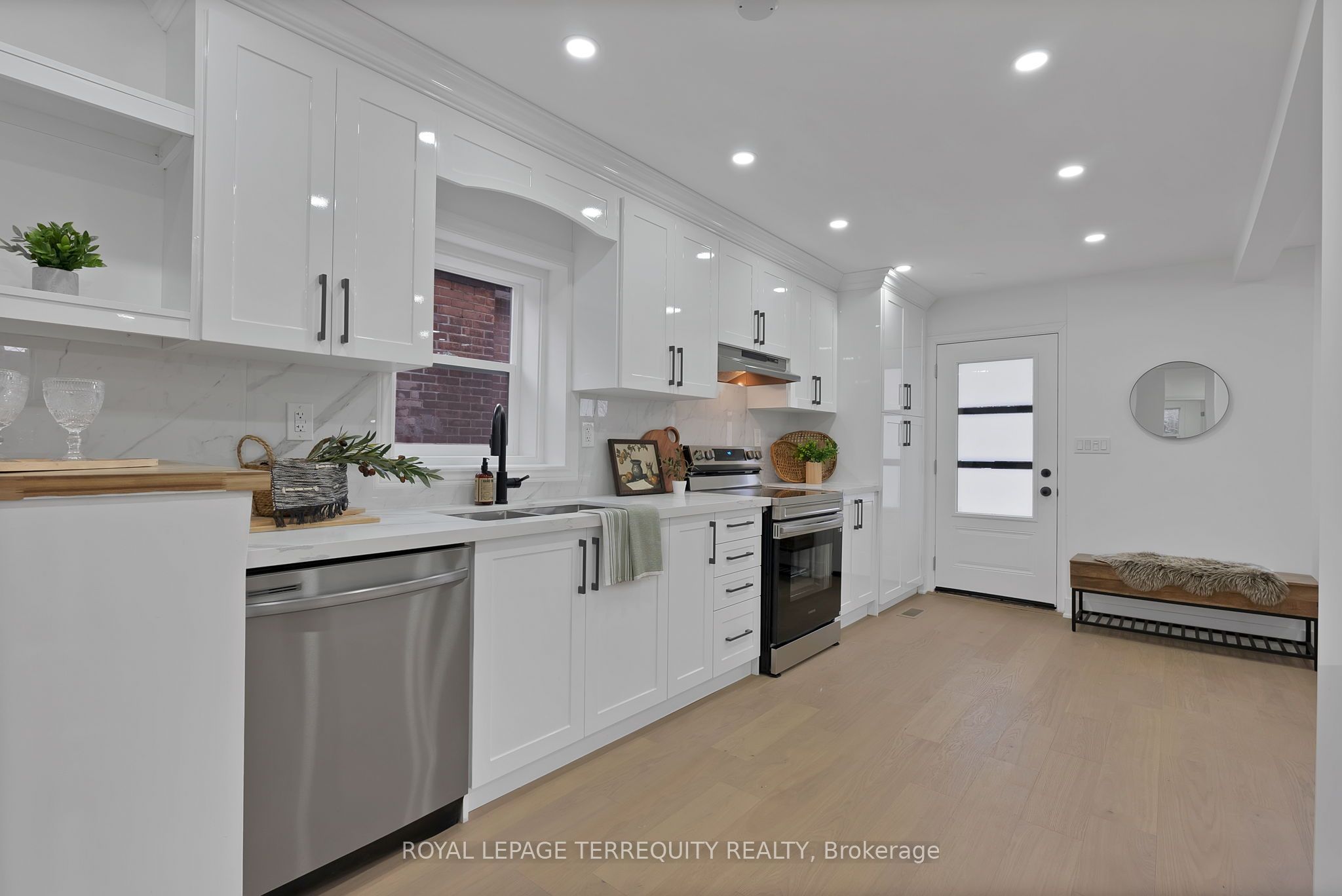 Additional image 6 of 40 Leroy Avenue, Toronto, ON, M4J 4G8