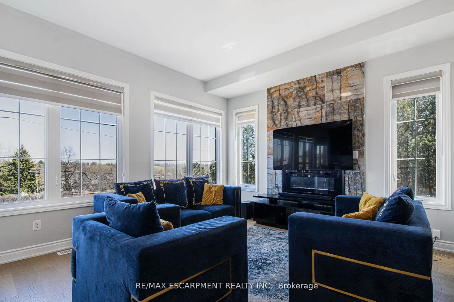 Additional image 9 of 487 Aztec Drive 2