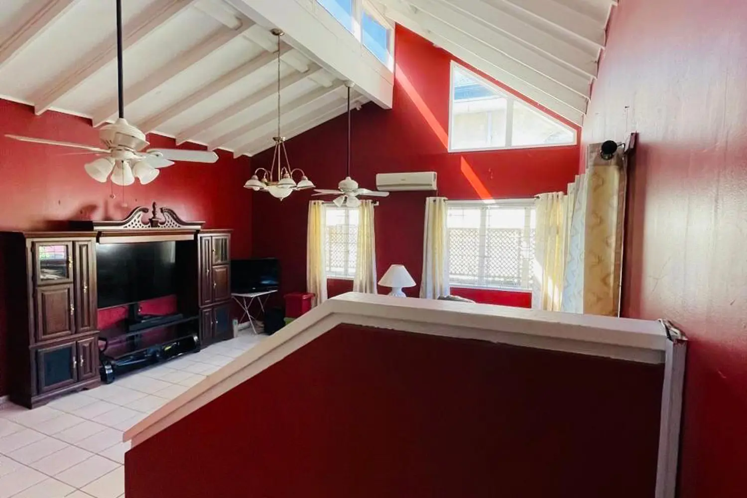 Additional image 10 of 45 Lisa Avenue