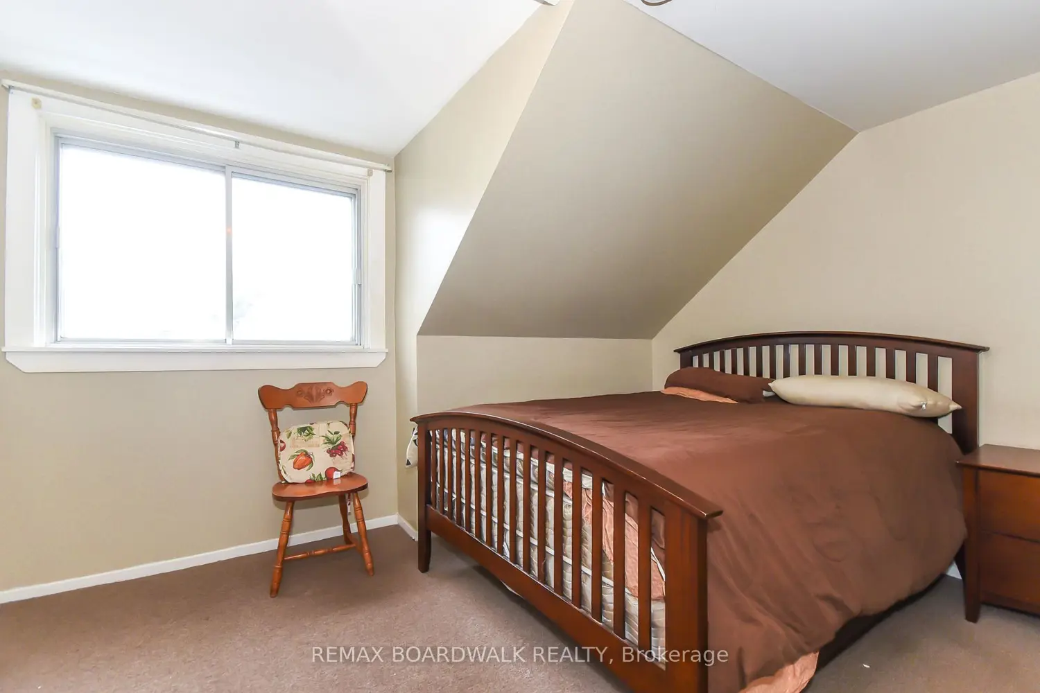 Additional image 17 of 406 Marguerite Avenue