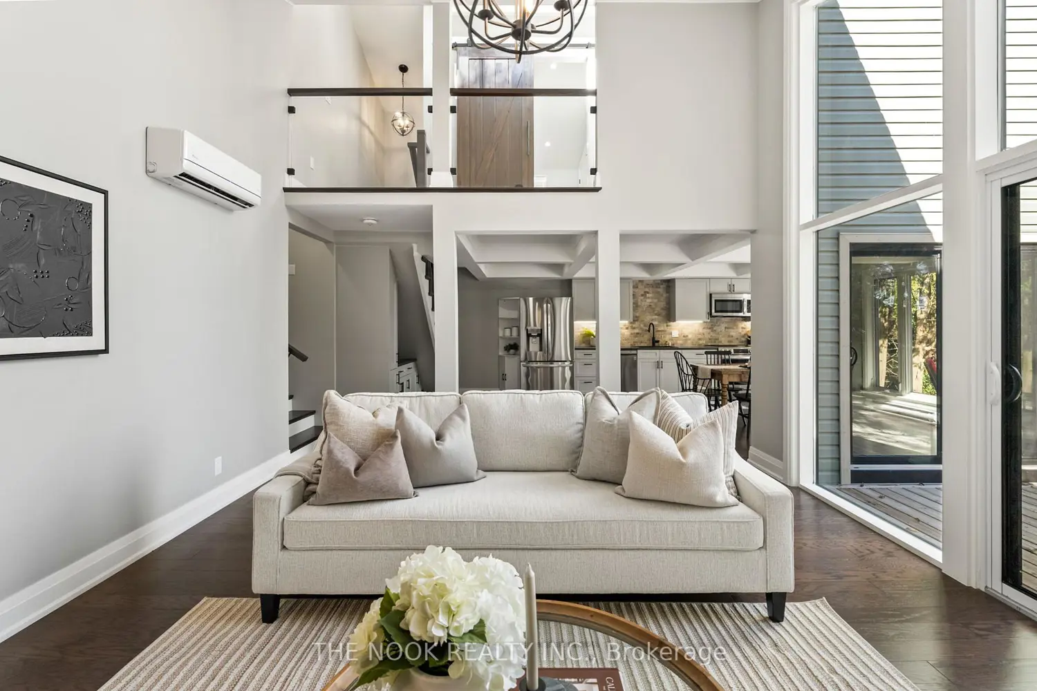 Additional image 3 of 55 Honey's Beach Road