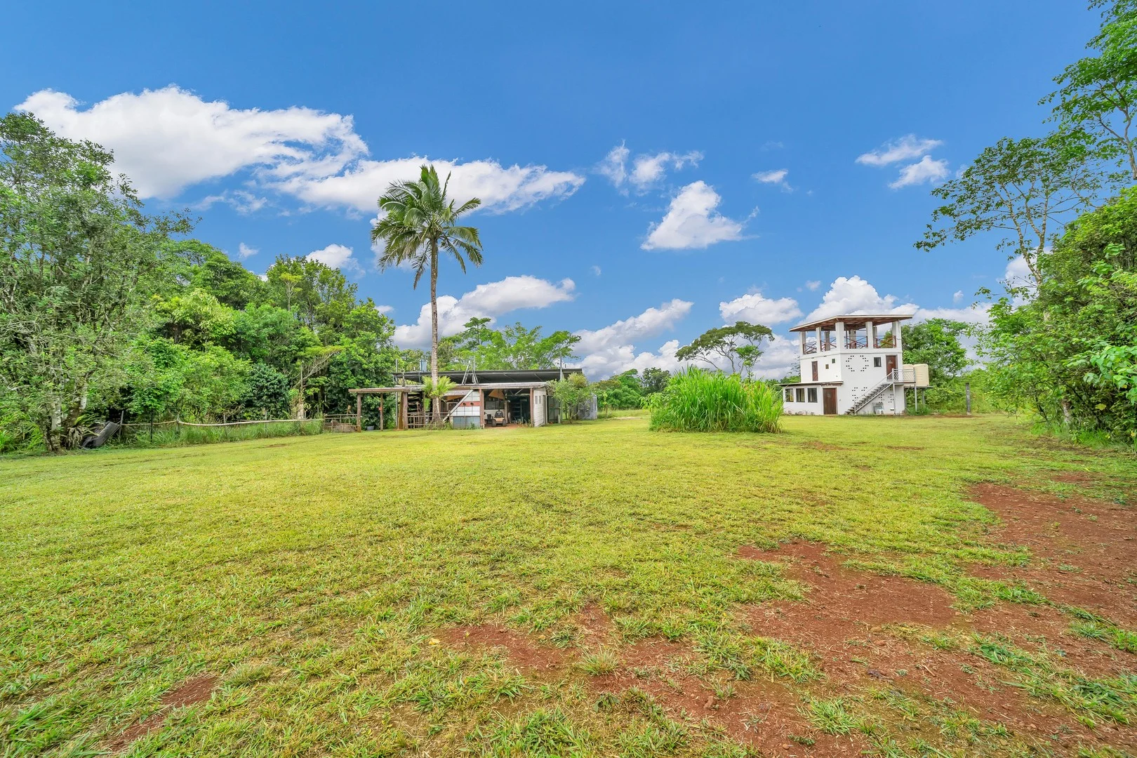 516 Brooks Road, Mungalli QLD 4886
