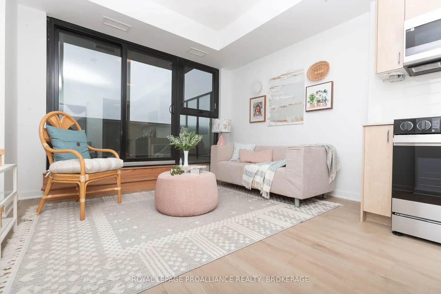 Additional image 3 of 223 Princess Street 716