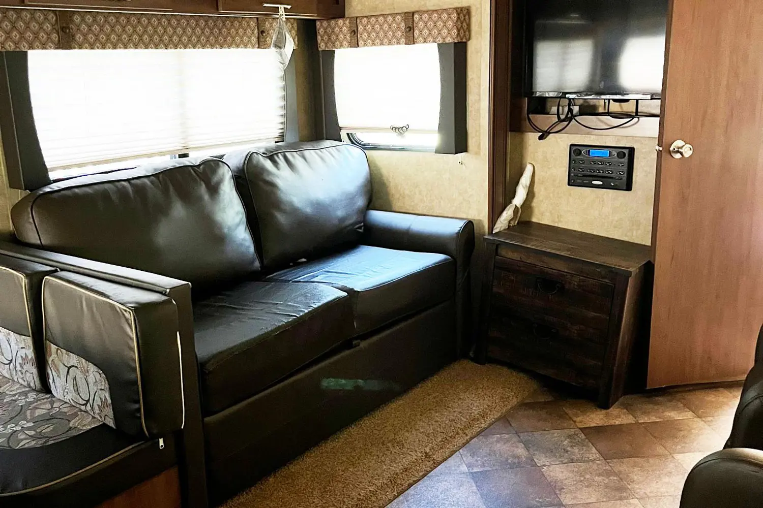 Additional image 3 of 6 Lighthouse Cove Road