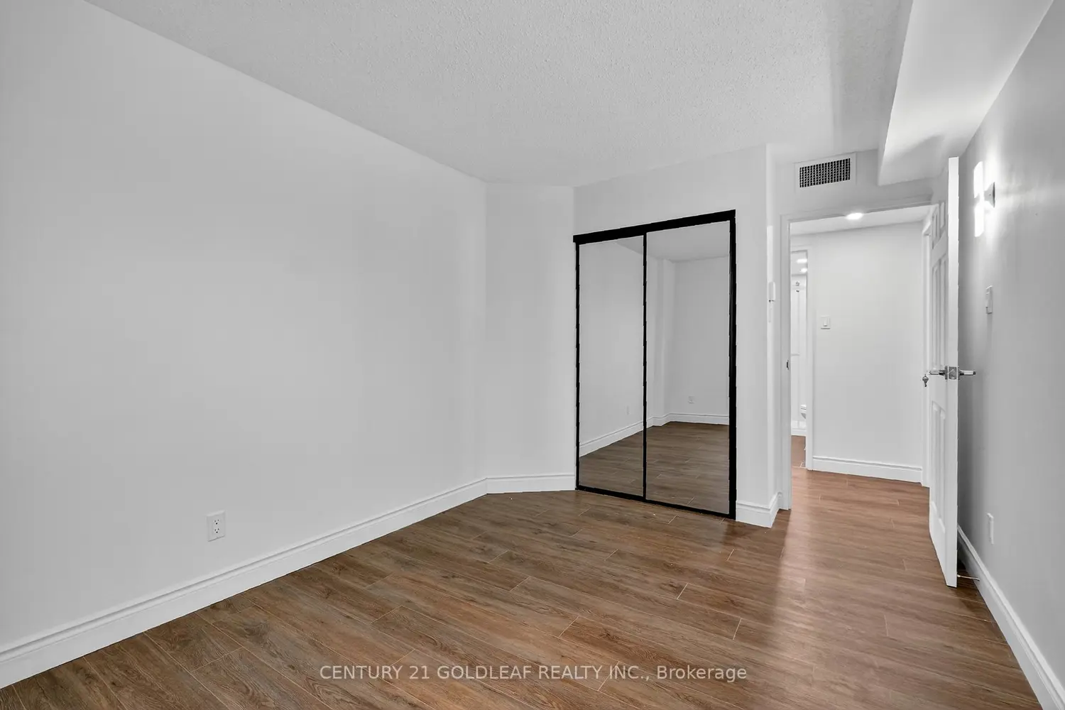 Additional image 7 of 1500 Riverside Drive 501