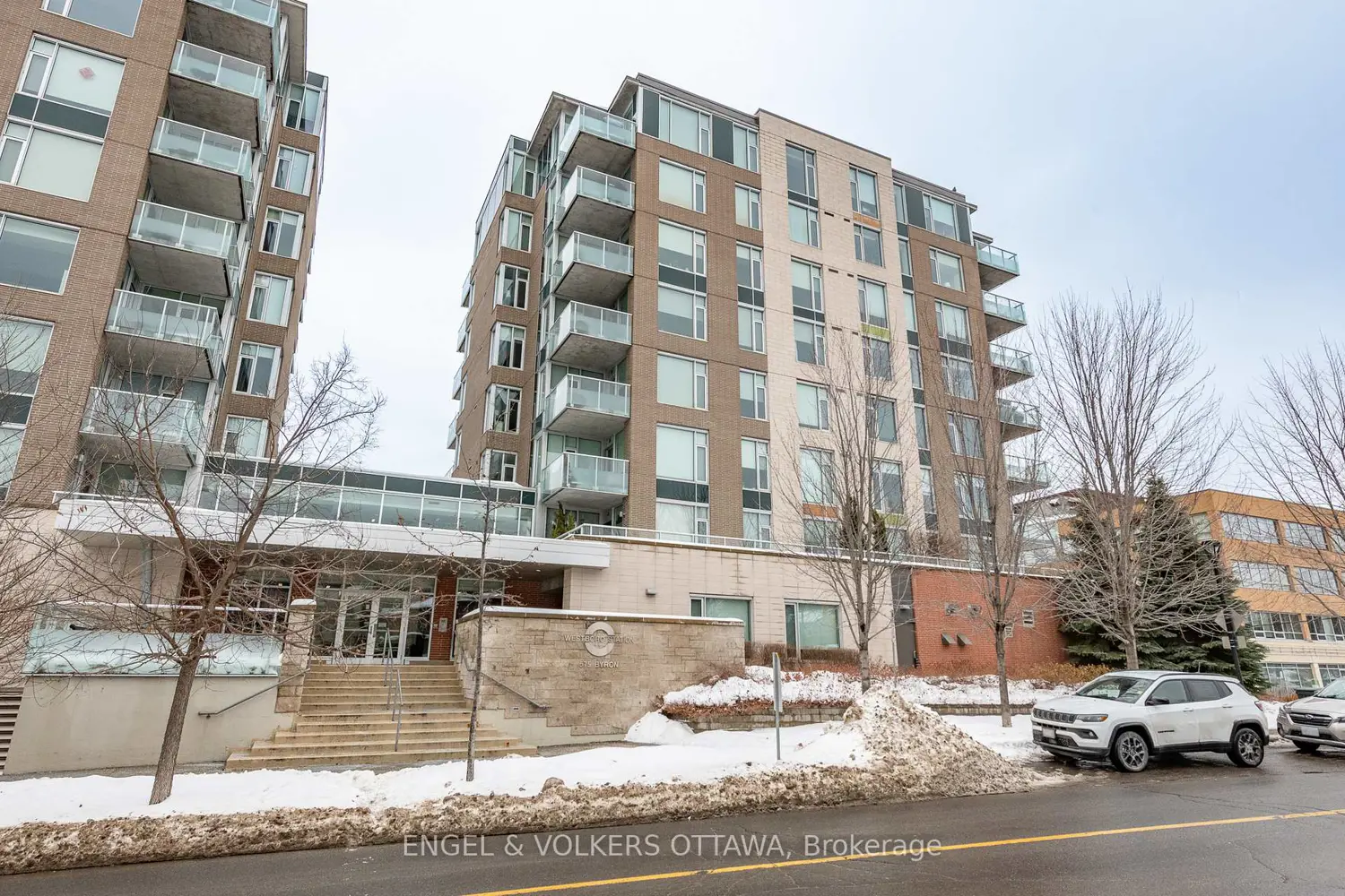 575 Byron Avenue 312 photo 2