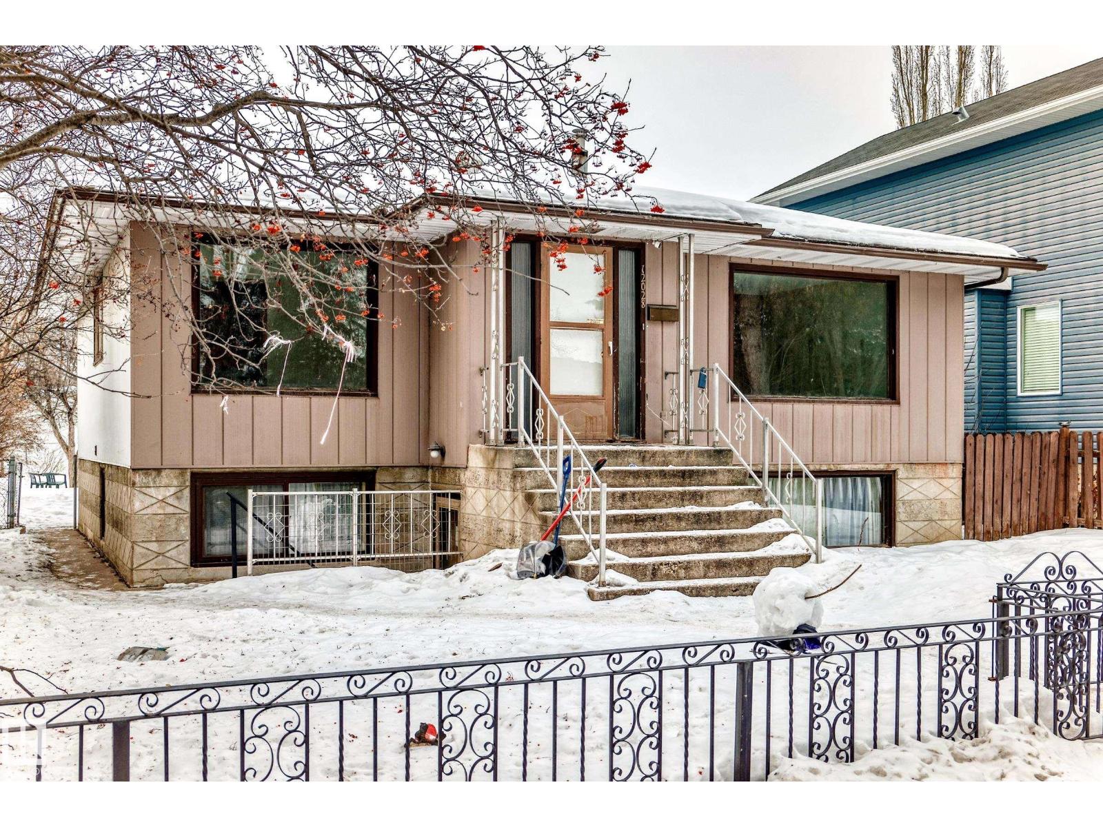 12028 87 Street NW, Edmonton, AB, T5E3N5