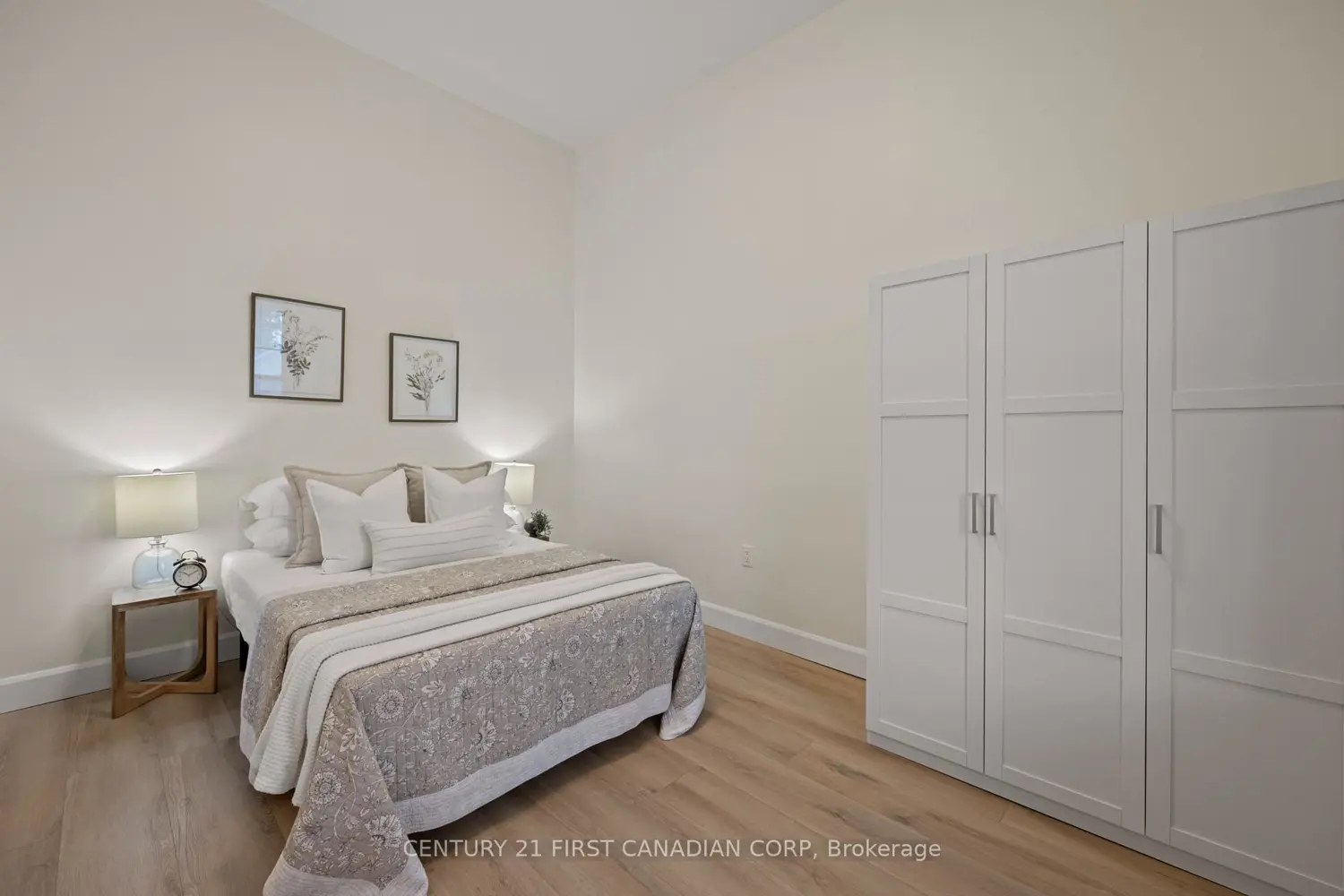 Additional image 13 of 14 Euclid Avenue