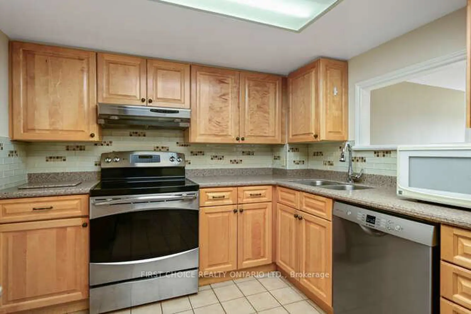 Additional image 9 of 50 Market St Street 203