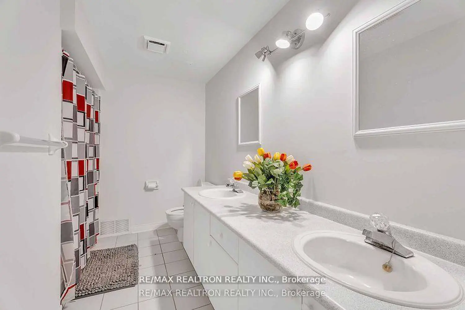 Additional image 16 of 15 Treegrove Circle