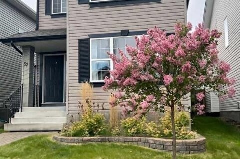 Additional image 8 of 57 Everridge Way SW, Calgary, AB, T2Y 4S7