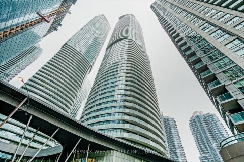 Additional image 7 of 1305-12 York Street, Toronto, ON, M5J 2Z2