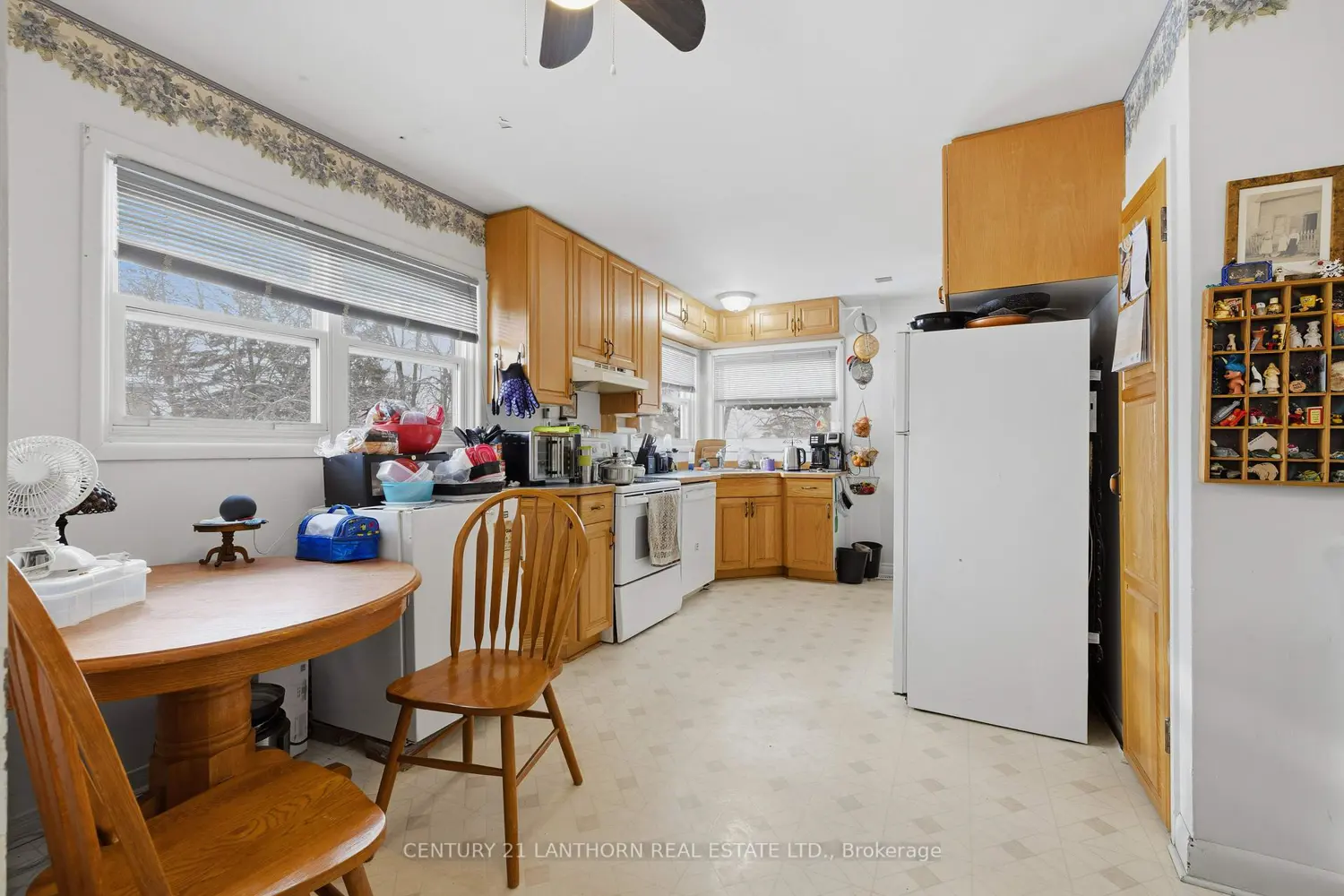 Additional image 4 of 415 Stanley Avenue