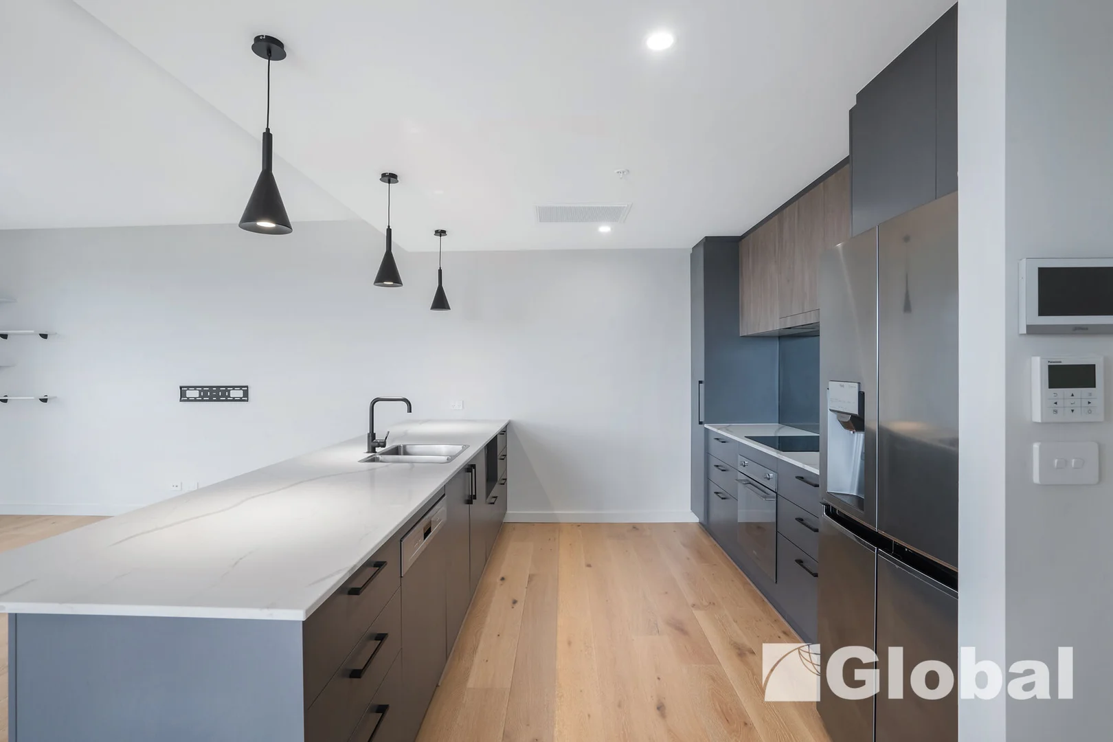 Additional image 4 of 1601/02 Charles Street, Charlestown NSW 2290