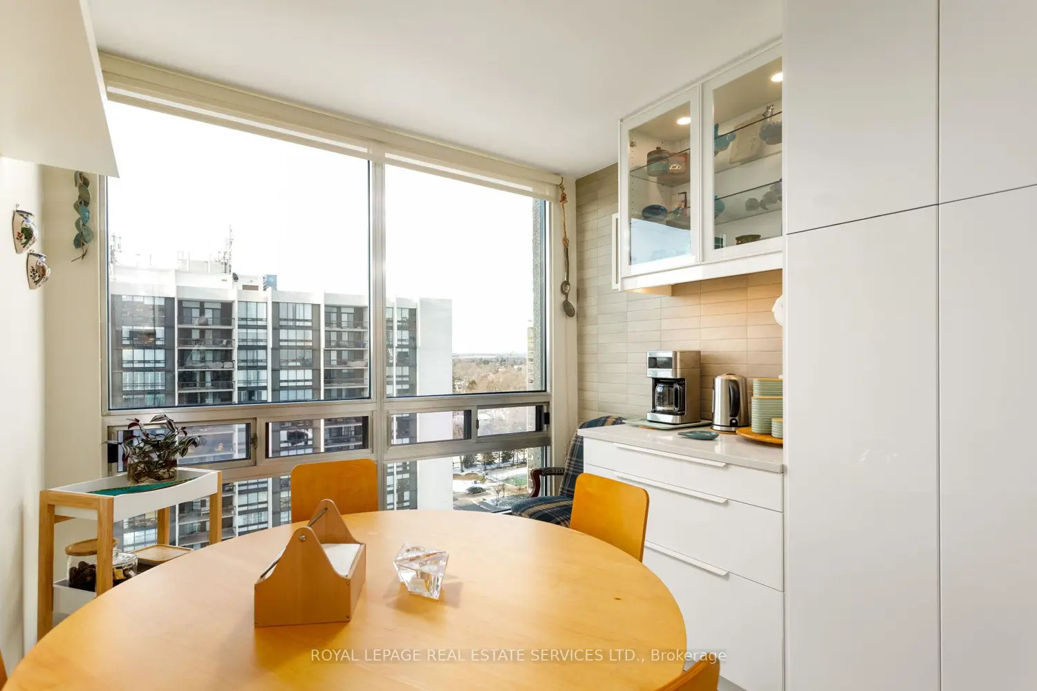 Additional image 7 of 2180 Marine Drive 1401