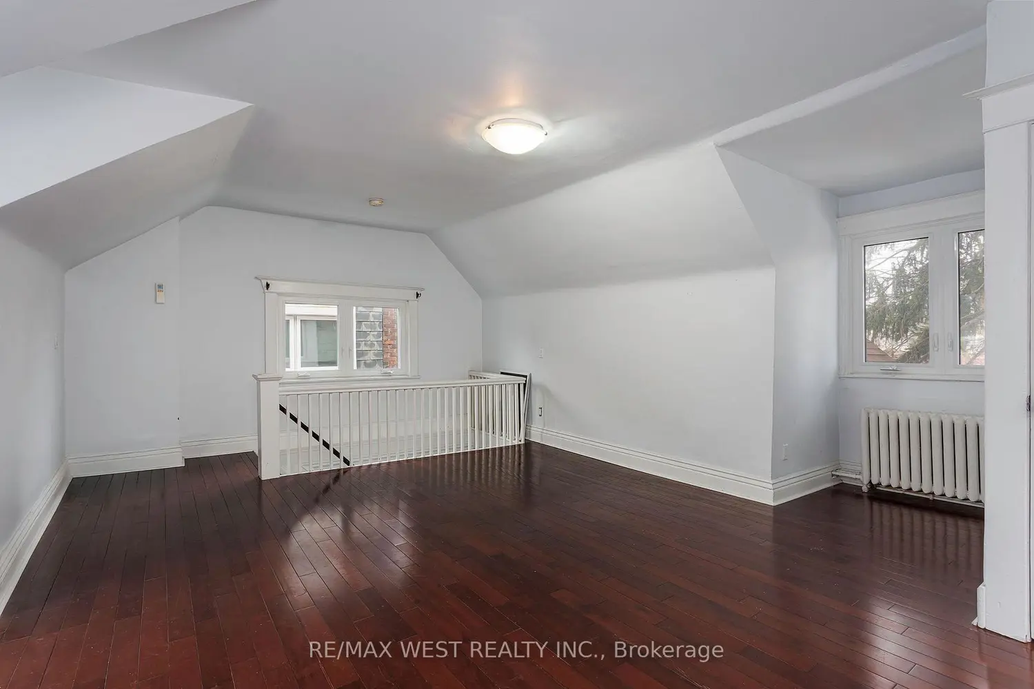 Additional image 4 of 328 High Park Avenue