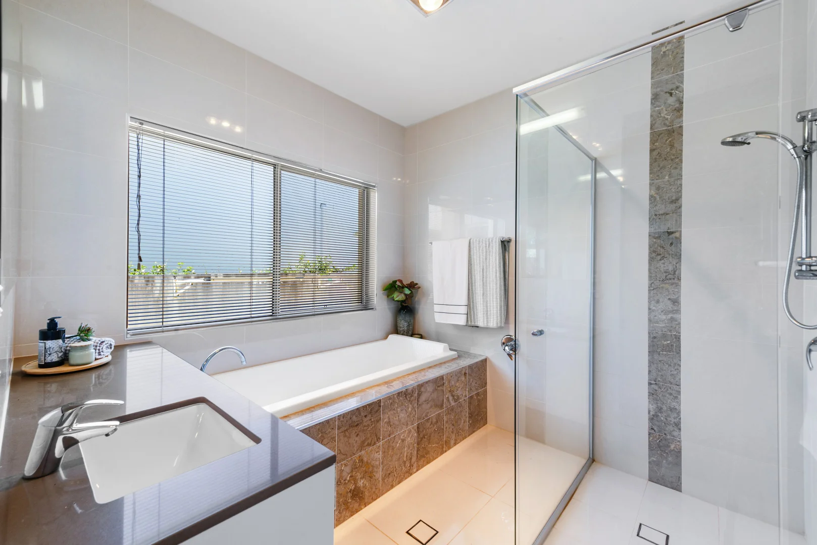 Additional image 24 of 2272 Banksia Lakes Drive, Sanctuary Cove QLD 4212