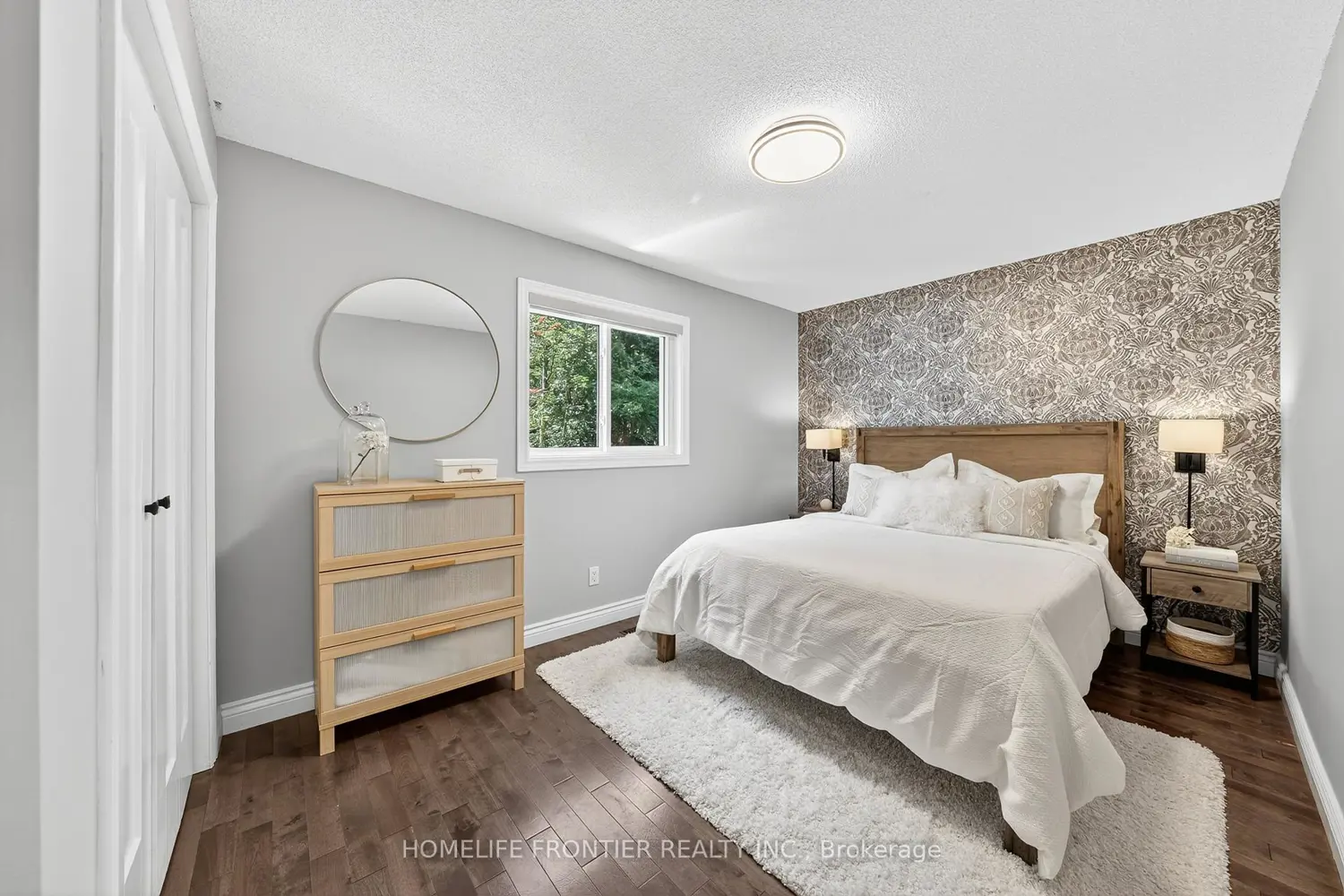 Additional image 12 of 7896 6Th Line