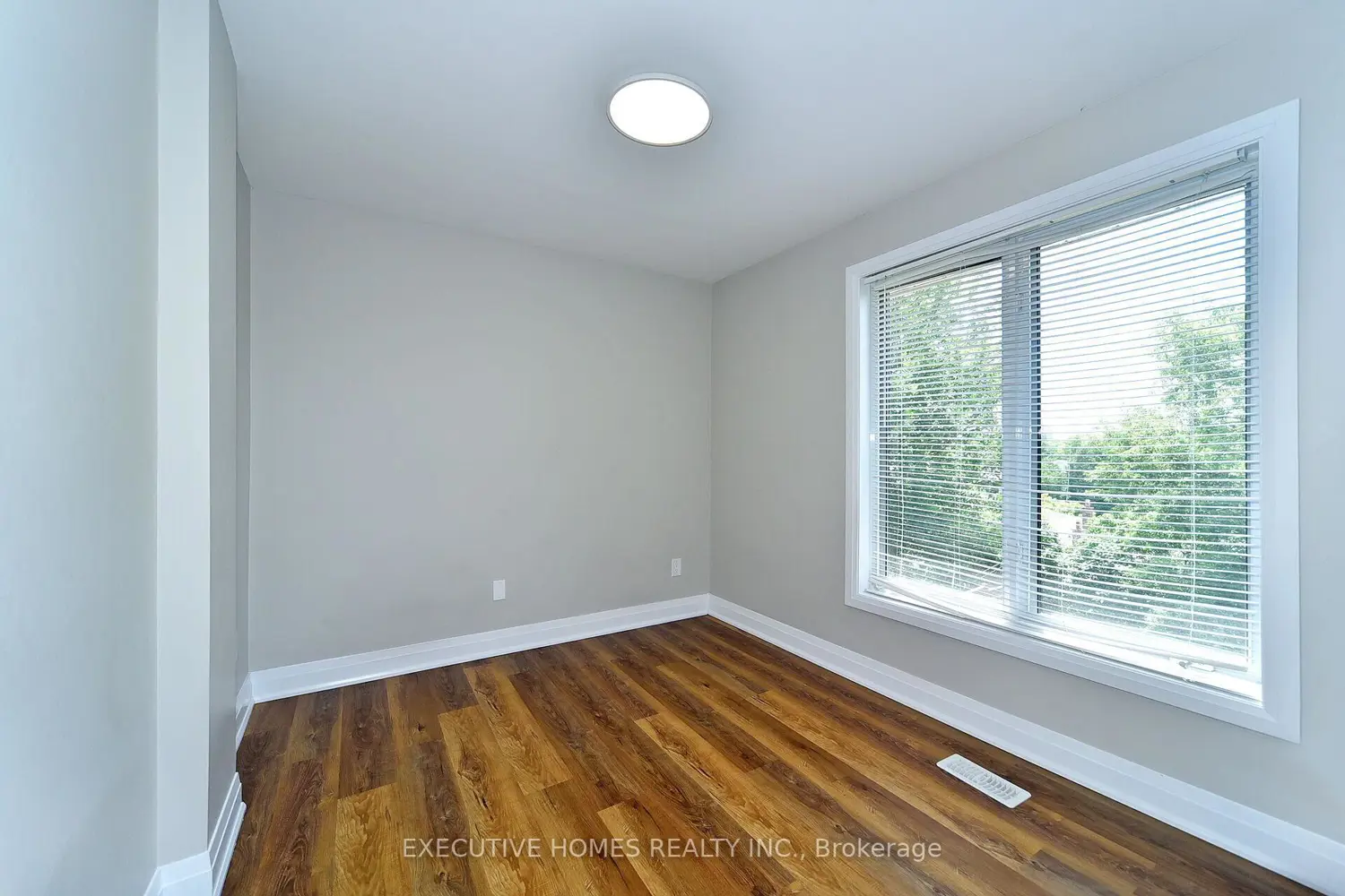 Additional image 12 of 37 Marcella Street