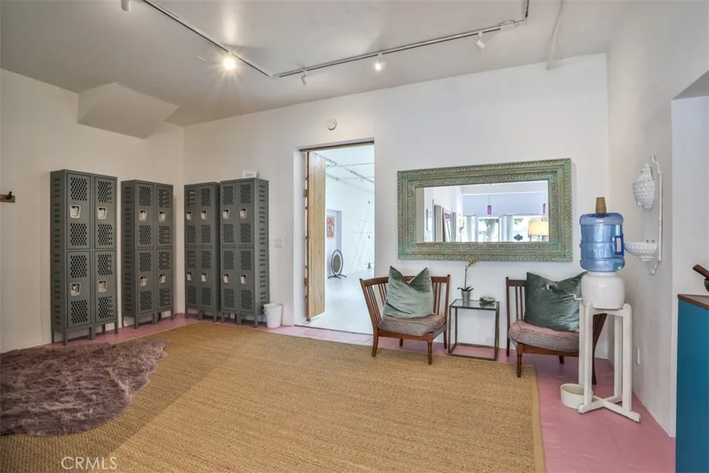 Additional image 11 of 12513 Venice Blvd, Los Angeles, CA 90066