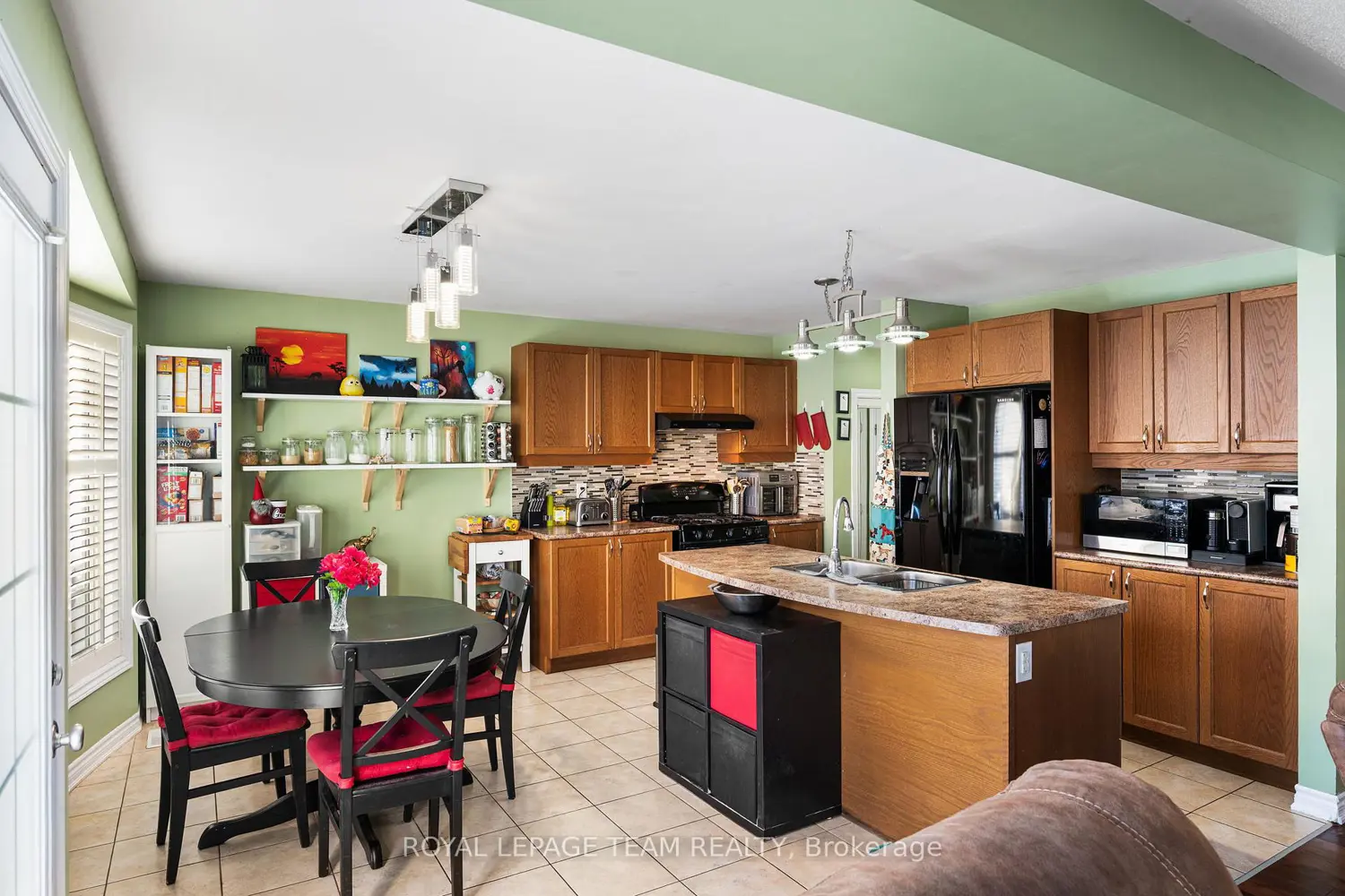 Additional image 5 of 3022 Freshwater Way