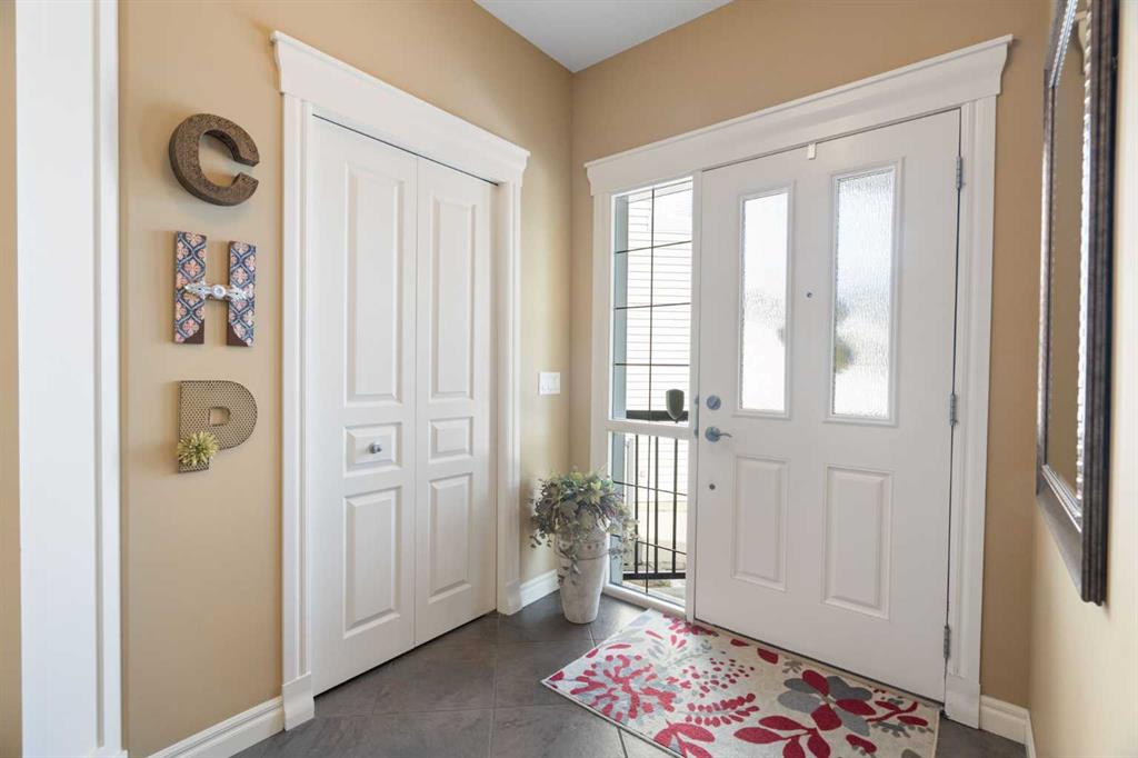 Additional image 4 of 40 Bridleridge Lane SW, Calgary, AB, T2Y 5H6