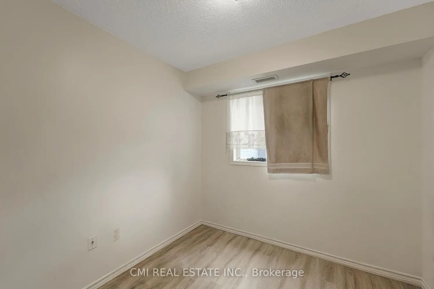 Additional image 12 of 5225 Finch Avenue 203