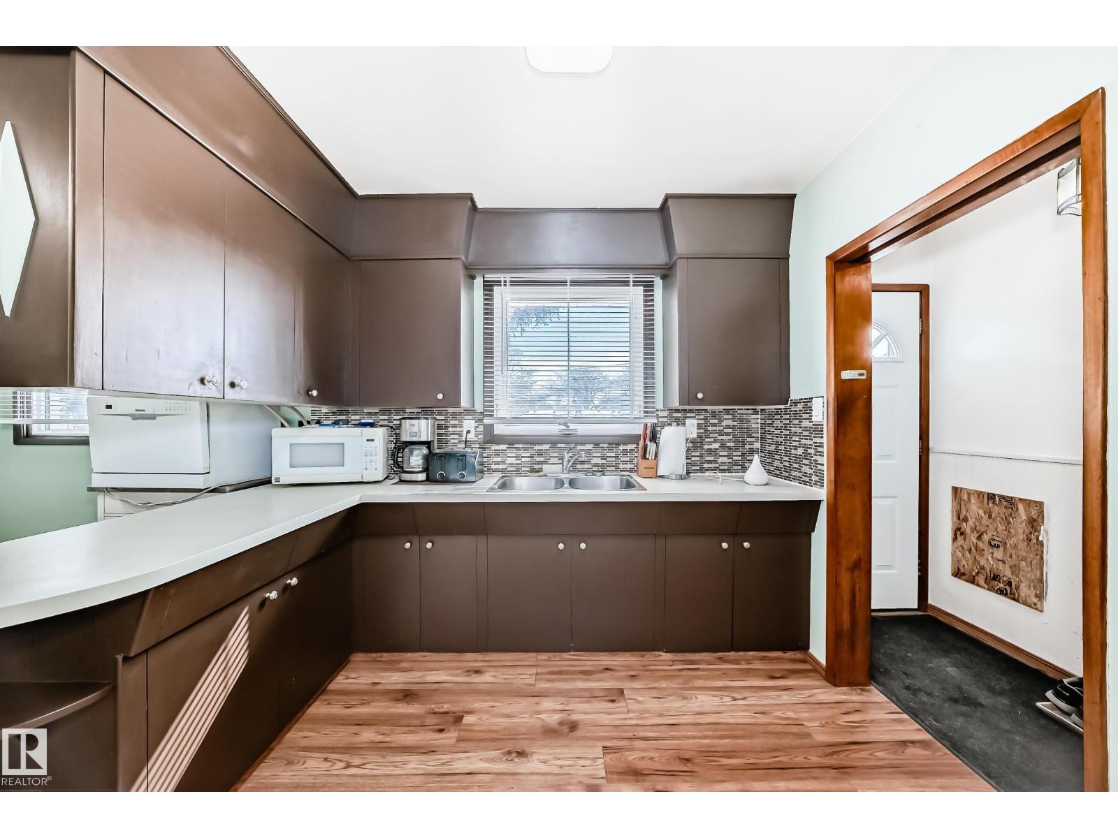 Additional image 5 of 4237 116 Avenue NW, Edmonton, AB, T5W0W9