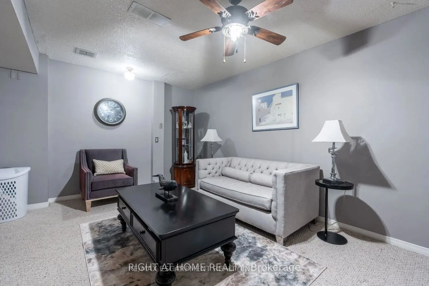 Additional image 16 of 33 Rochelle Avenue 46