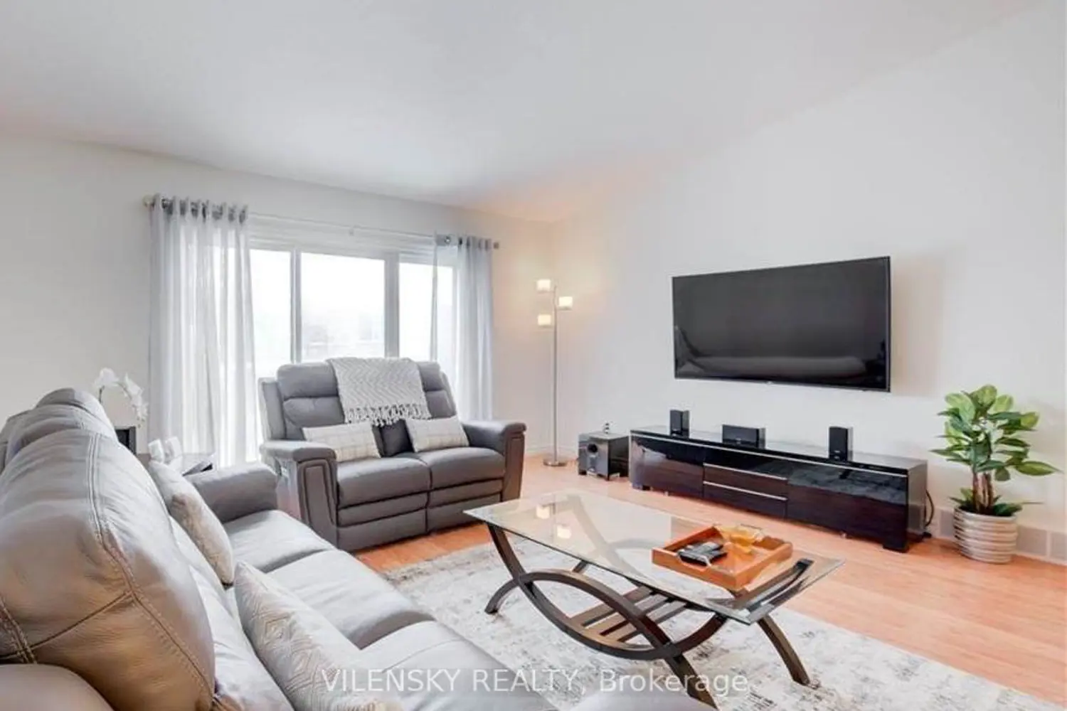 Additional image 12 of 572 Thistlewood Drive 7