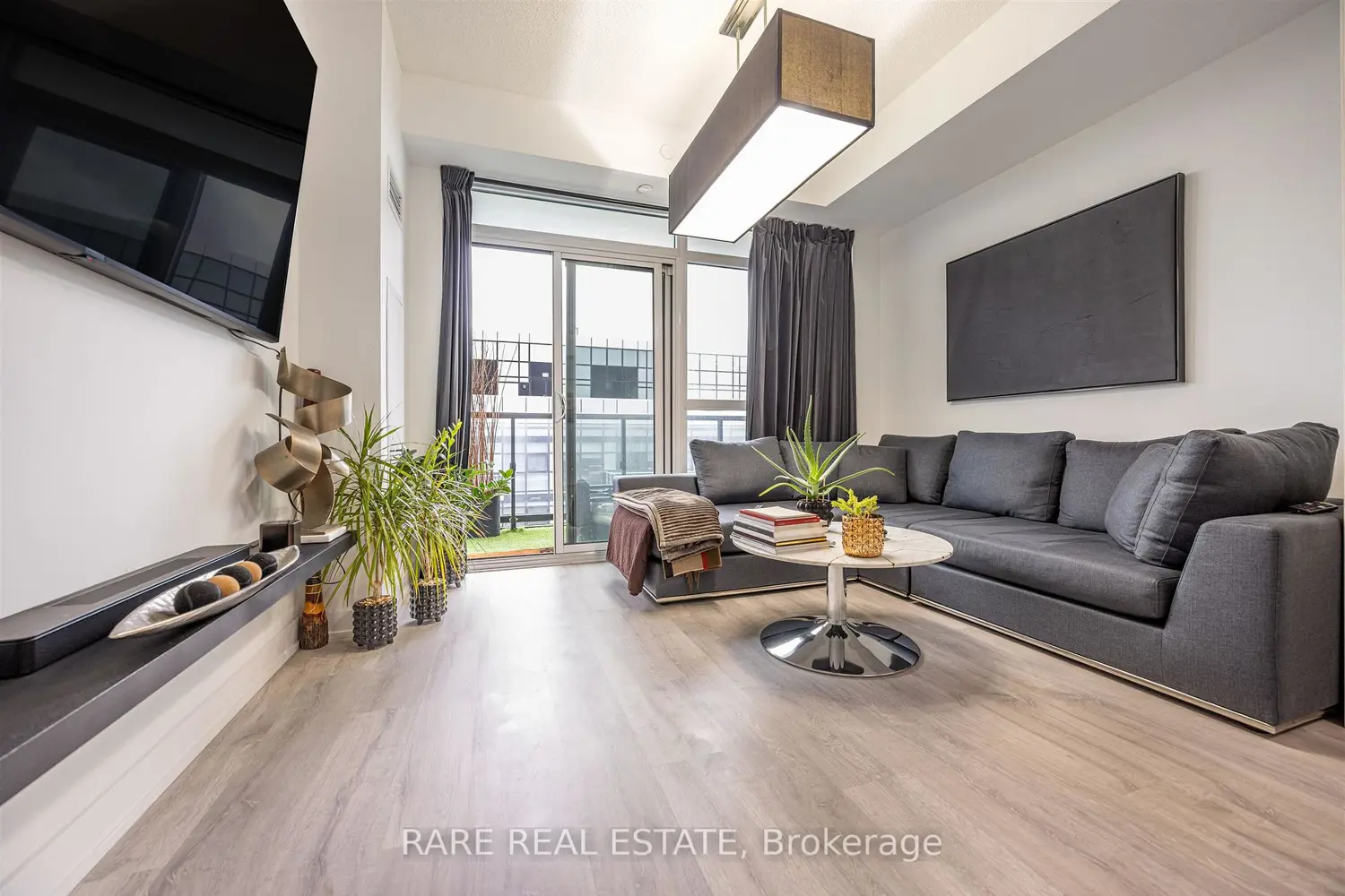 Additional image 8 of 251 Manitoba Street 1209