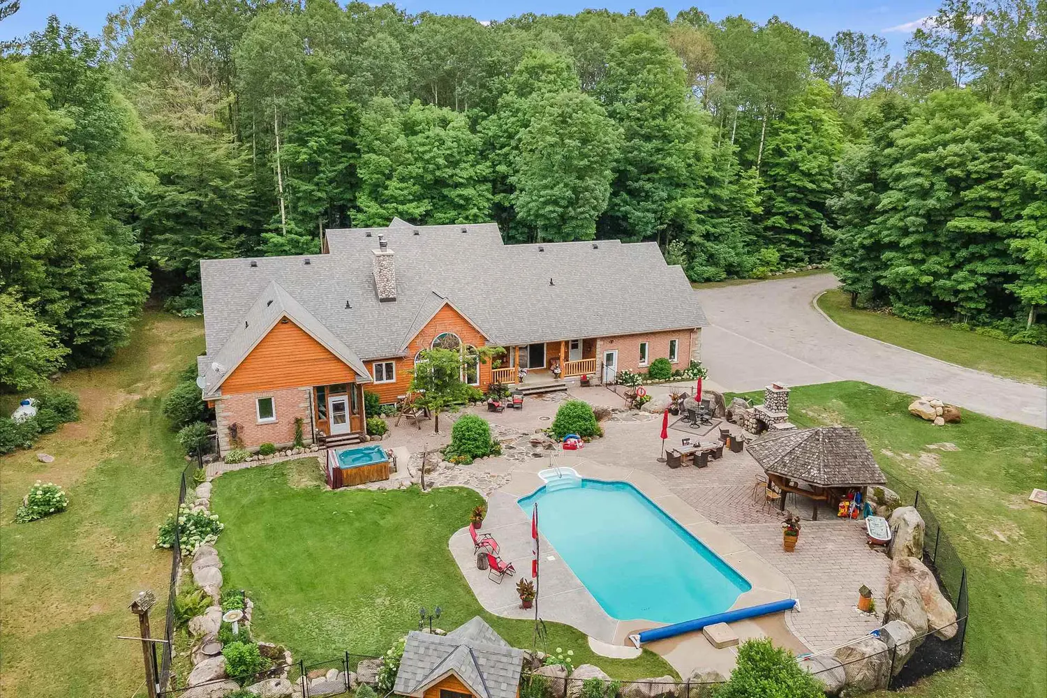 Additional image 19 of 697 Lafontaine Road