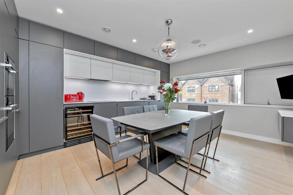 Additional image 6 of London Road, St. Albans