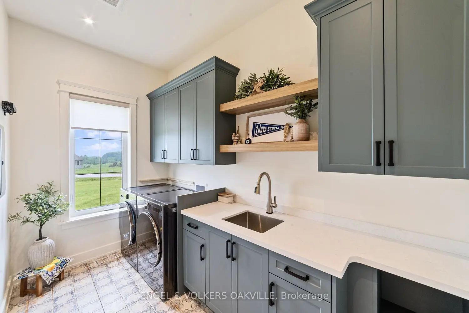 Additional image 14 of 91 Logan Road