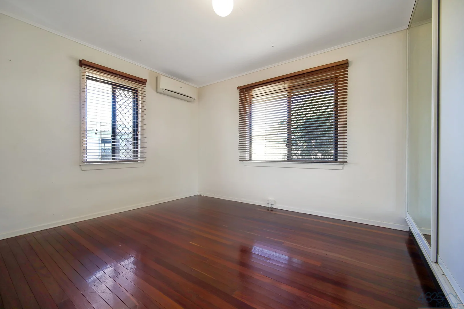 Additional image 5 of 52 Templeton Street, Mount Isa QLD 4825