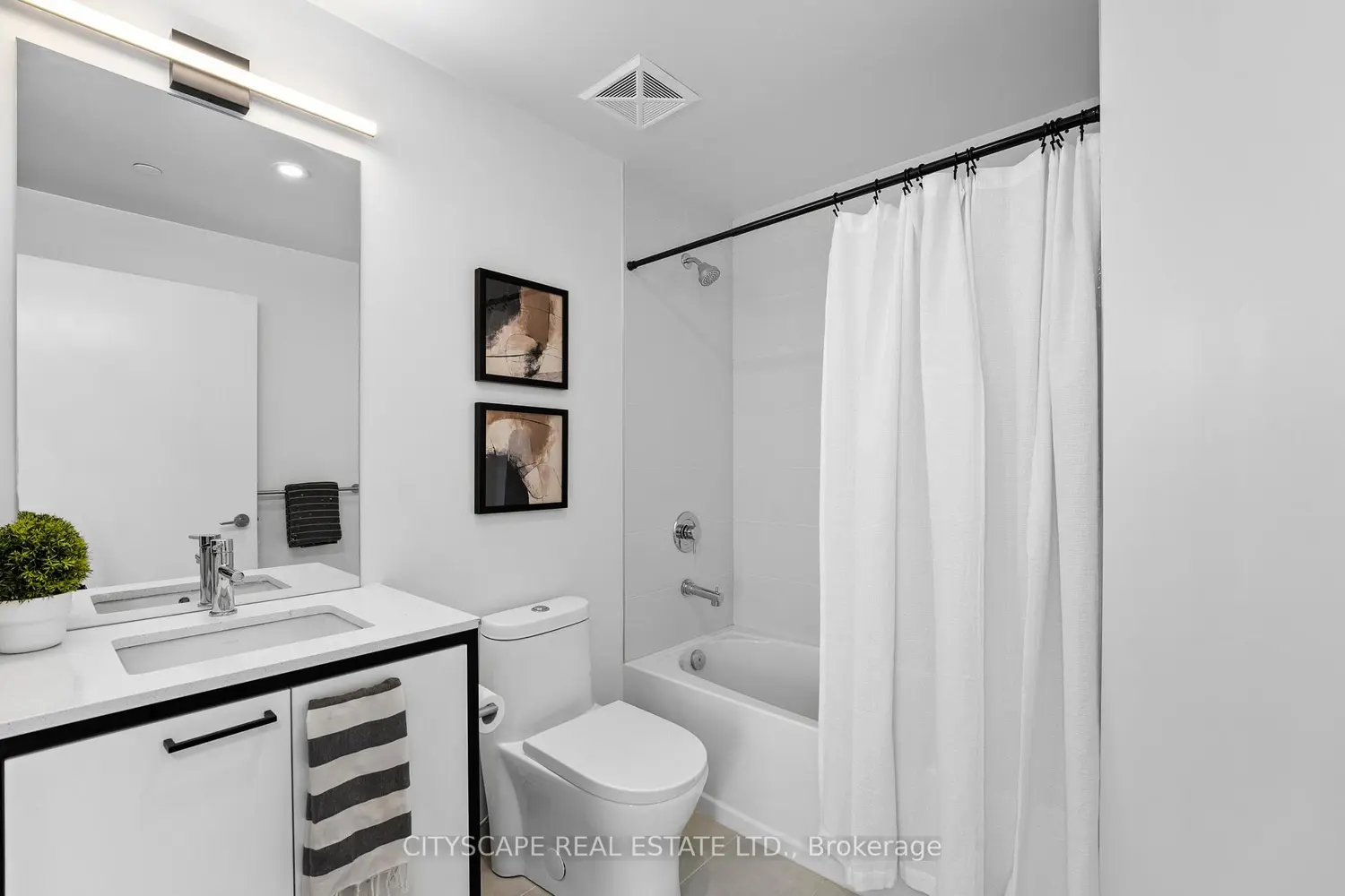 Additional image 9 of 1808 St Clair Avenue 1104