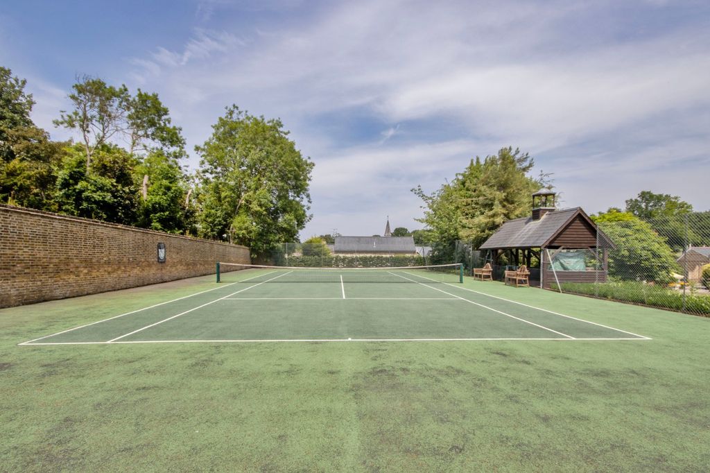 Additional image 17 of 6 bed detached house for saleHome Farm, Kemnal Road, Chislehurst, Kent BR7