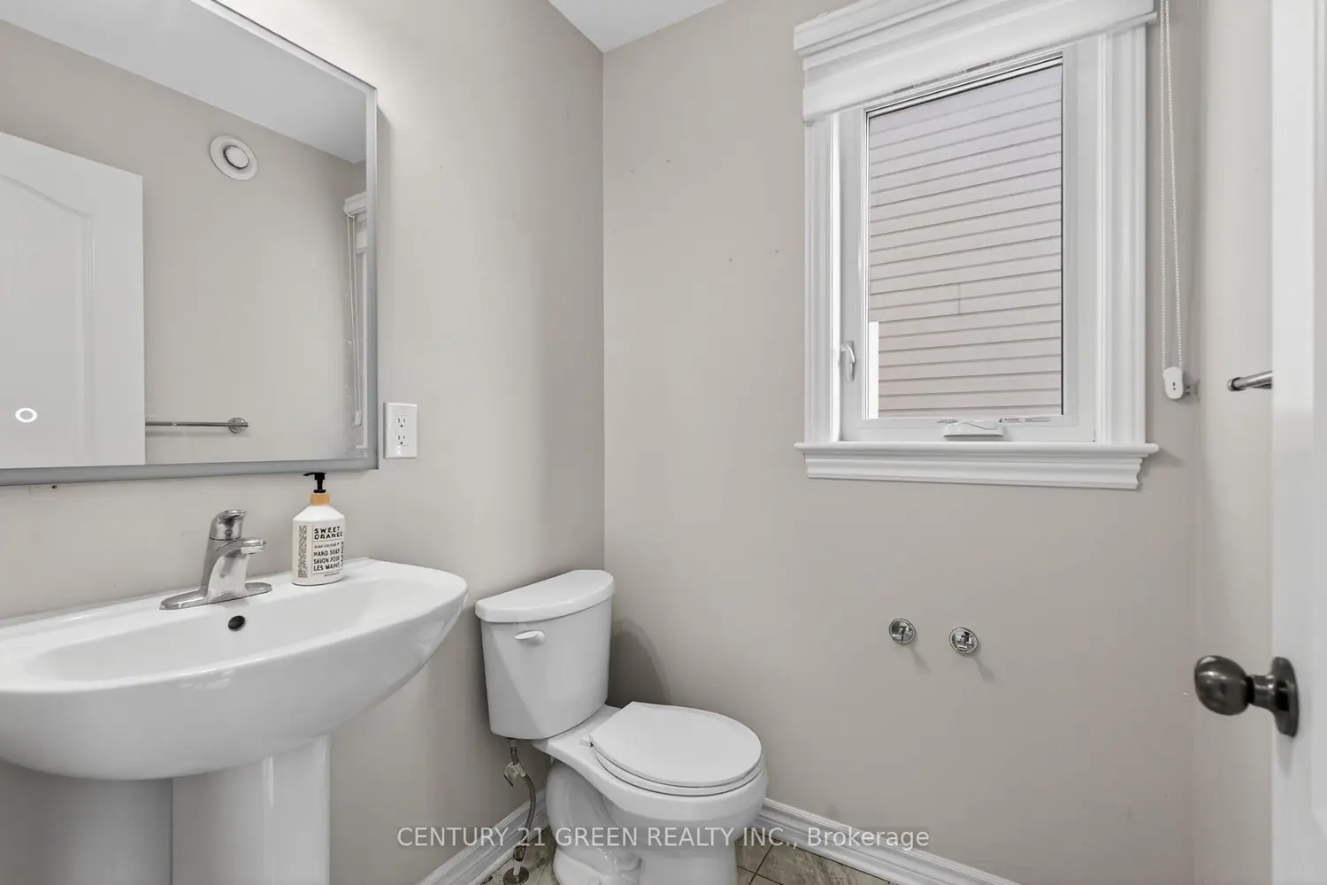Additional image 6 of 645 Gwen Avenue