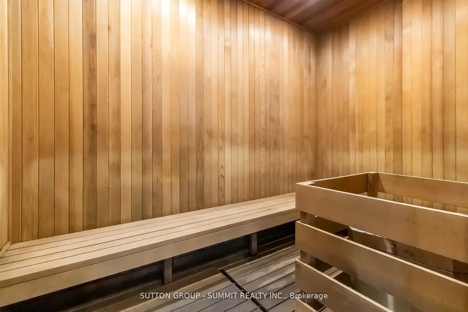 Additional image 15 of 5220 Dundas Street D422