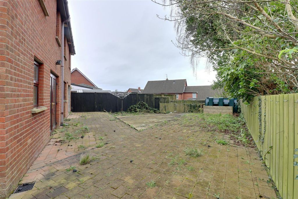 Additional image 18 of 5 bed detached house for sale1 High Street Court, Comber, Newtownards BT23
